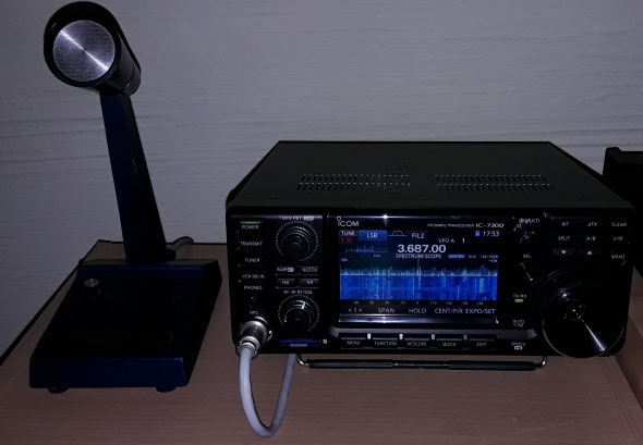Icom IC-7300 in NormCastHausen / (c) NormCast.de