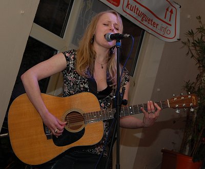 Kristin Shey / Bild via www.kulturgueter.info